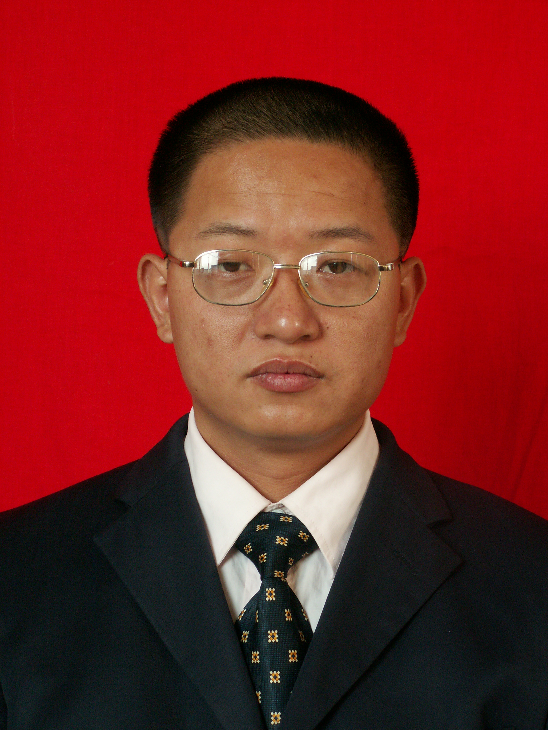 <b>肖志波</b>